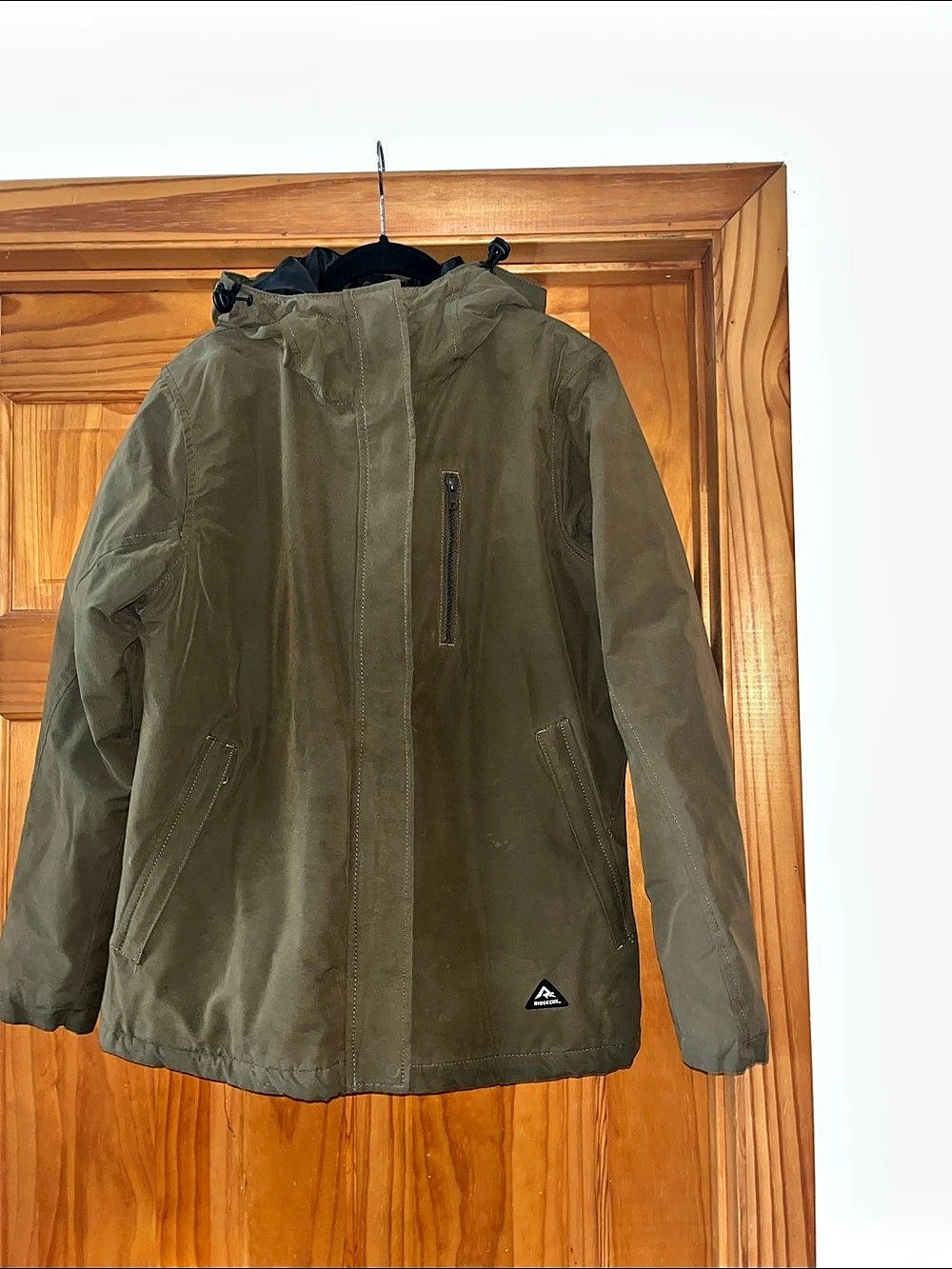 Ridgecut Women’s Hooded Jacket in Green
